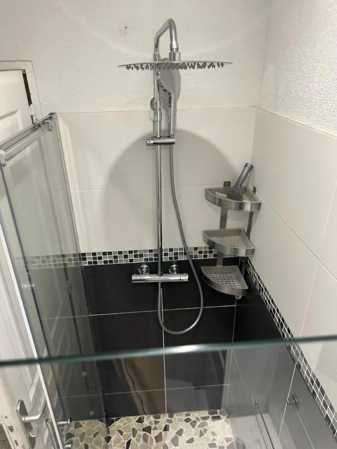 Apartment Studio Calme Mitry-Mory France