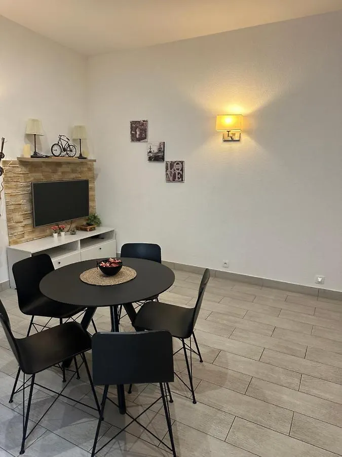 Apartment Studio Calme Mitry-Mory